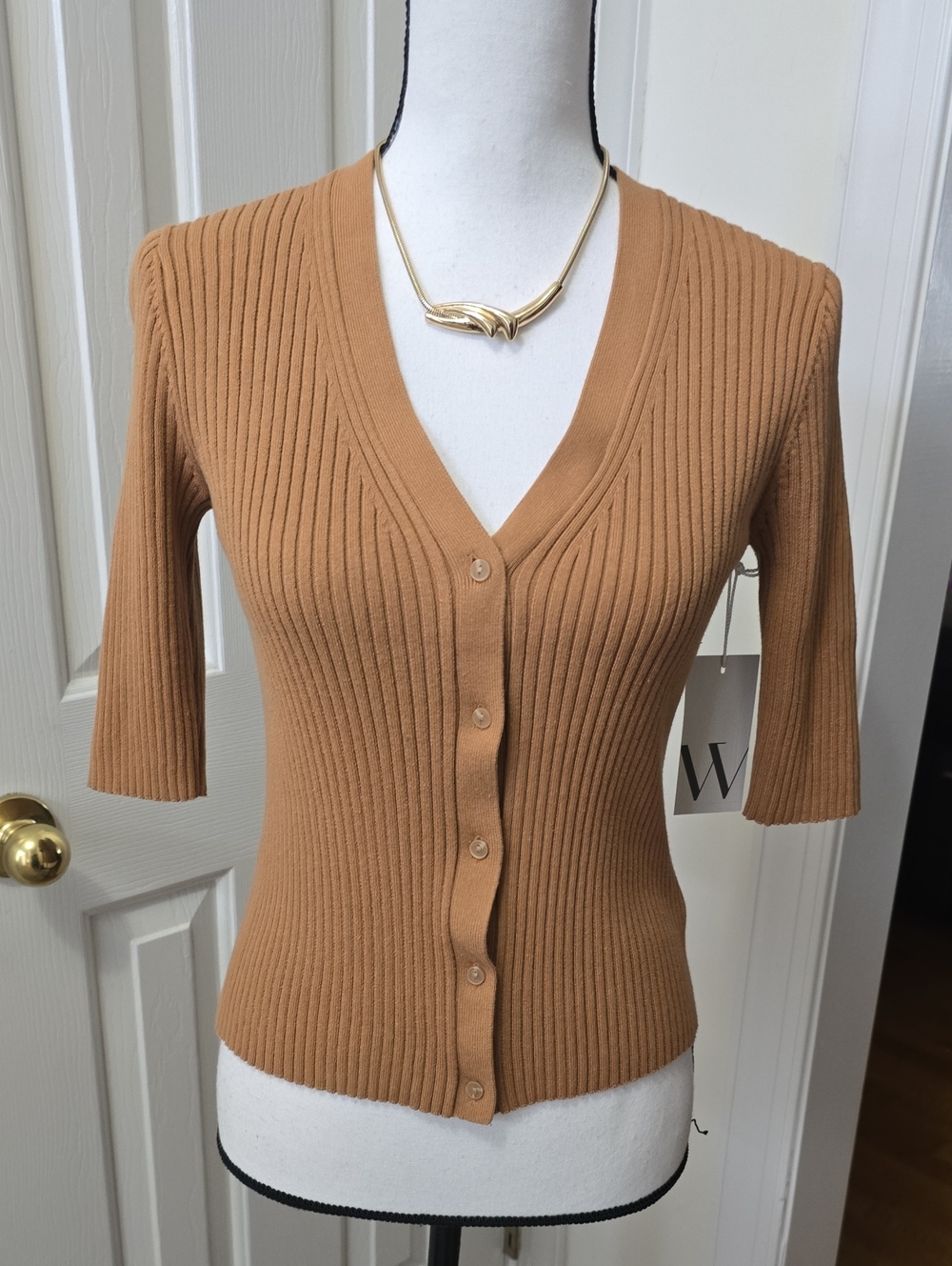 WORTHINGTON BRAND WOMEN'S GOLDEN BROWN FRONT BUTTON CARDIGAN SWEATER SIZE SMALL